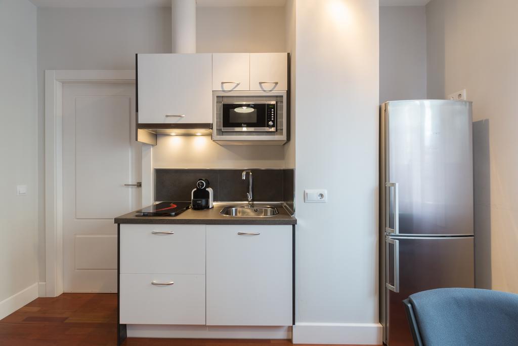 Gran Via 55 Exclusive Apartments Madrid Exterior photo